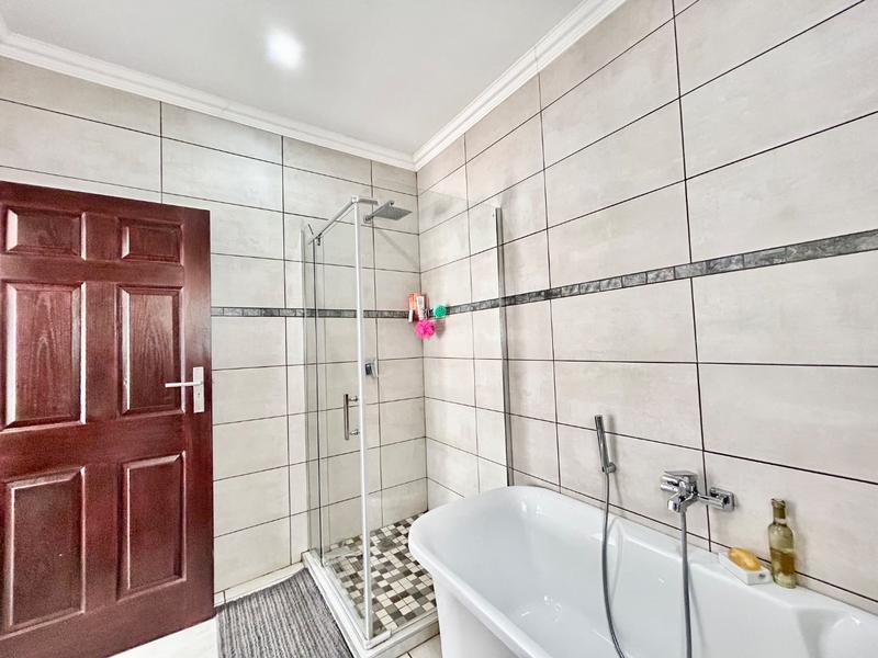 2 Bedroom Property for Sale in Leloko Lifestyle Estate North West